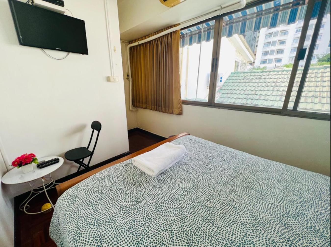 Reehouse@Soi Cowboy/Asoke Bts Hotel กรุงเทพมหานคร ภายนอก รูปภาพ